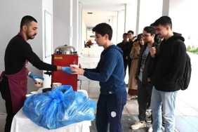 osmangazi-belediyesinden-ders-calisan-ogrencilere-ucretsiz-corba-ikrami.jpg