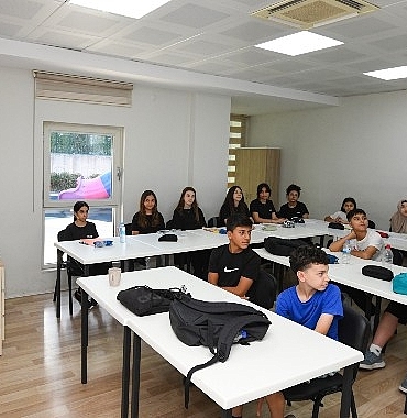 Osmangazi’de Yetenek Evleri’nde Yeni Eğitim Dönemi Başladı