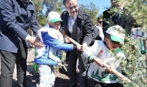 ozel-cocuklar-fidan-dikti-jnGdKHAI.jpg