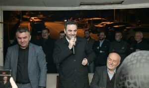 ozlu-basiskelede-dik-durus-ortaya-koyduk-sRbTw6HE.jpg