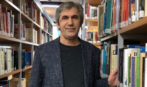 prof-dr-suleyman-irvan-secim-sureclerinde-medya-gucunu-dogru-kullanmali-OVl88TB8.jpg