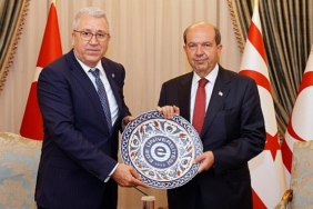 rektor-prof-dr-budak-kktc-cumhurbaskani-tatari-ziyaret-etti.jpg