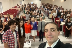saglik-bilimleri-fakultesi-gonullu-takimi-kuruldu.jpg