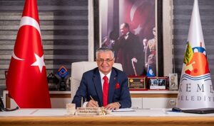 sanatin-ve-sanatcinin-yanindayiz-kemerde-ayni-salonda-tiyatro-ve-sinema-olacak-B3xpwJSb.jpg