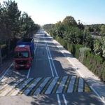 sanayici-caddesinin-gecesi-ayri-gunduzu-ayri-guzel.jpg