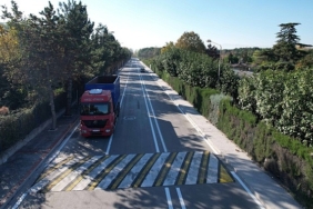 sanayici-caddesinin-gecesi-ayri-gunduzu-ayri-guzel.jpg