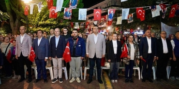 seferihisar-belediyesi-29-ekim-cumhuriyet-bayraminin-101-yilina-ozel-konser-ve-fener-alayi-gerceklestirdi.jpg
