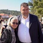 seferihisarda-emeklilerin-hesabina-2-bin-tl-yatti-HHM7hRQL.jpg