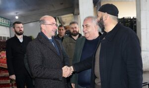 selcuklu-belediye-baskani-ahmet-pekyatirmaci-sebze-meyve-hali-plastikciler-ve-halicilar-esnafiyla-bir-araya-geldi-EQ3ndRIx.jpg