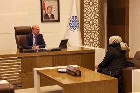 selcuklu-belediye-baskani-ahmet-pekyatirmaci-selcuklu-belediyesinin-onemli-bir-gelenegi-olan-halk-gunu-bulusmalari-kapsaminda-vatandaslari-misafir-etti.jpg