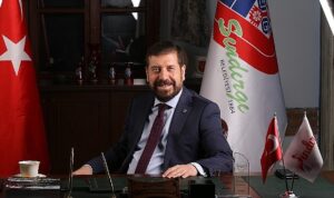 sindirgi-belediye-baskani-ekrem-yavas-4-donem-icin-adayligini-acikladi-ve-yeni-projeleriyle-heyecan-7hj8IYbw.jpg