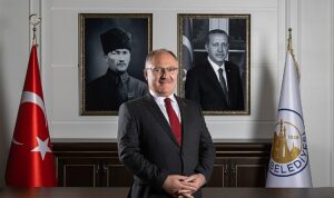 sivas-belediye-baskani-hilmi-bilgin-12-mart-istiklal-marsinin-kabulu-ve-mehmet-akif-ersoyu-Cat7ZCyh.jpg