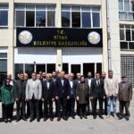 sivas-belediyesinin-girisinde-bulunan-tabela-degistirilerek-tc-ibaresi-eklendi-vFI3XjZp.jpg