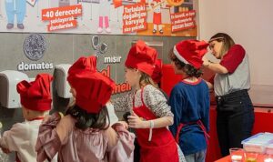 superfresh-cocuklarin-pizza-askini-kutladi-baJeiWLy.jpg
