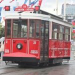 taksim-ve-istiklal-caddesinin-simgelerinden-nostaljik-tramvayin-yerine-elektrik-enerjisi-ile-calisan-bataryali-tramvay-w3m1mC1w.jpg