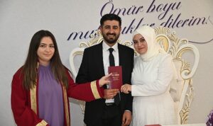 takvimlerdeki-24042024-tarihi-nikah-basvurularinda-selcuklu-belediyesinde-de-yogunluga-neden-oldu-WDNxCYJK.jpg