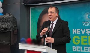 tarim-ve-orman-bakani-yumakli-ak-parti-belediye-baskan-adayi-savranin-secim-ofisi-acilisina-yXa3N7Mm.jpg