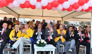 temel-atma-toreni-mitinge-donustu-7UQtwzjr.jpg