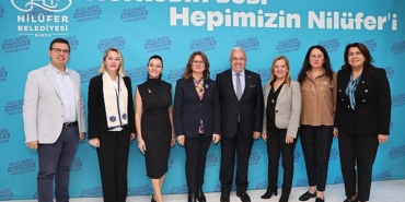 turk-universiteli-kadinlar-derneginden-baskan-sadi-ozdemire-ziyaret.jpg