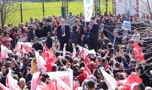 turkiyede-ilk-olan-donusum-mahallesinde-ekrem-imamoglu-ile-halk-bulusmasi-gPxGiOKf.jpg
