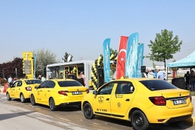 ucevlerde-modern-taksi-duragi-hizmete-acildi.jpg
