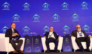 unlu-akademisyenler-uez-sapanca-2024te-felsefe-ve-modern-bilimi-ele-aldi-C6m4b6NR.jpg
