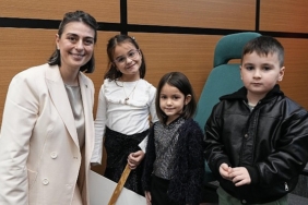 uskudar-belediyesince-dunya-cocuk-haklari-gununde-cocuk-gozuyle-uskudar-cocuk-meclisi-duzenlendi.jpg