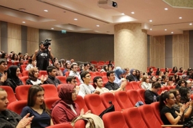 Üsküdar Üniversitesi’nde ilk ders bağımlılıkla mücadele oldu!