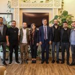van-buyuksehir-belediyesi-esbaskanlari-abdullah-zeydan-ve-neslihan-sedale-tebrik-ziyaretleri-devam-ediyor-6vWKHMPA.jpg