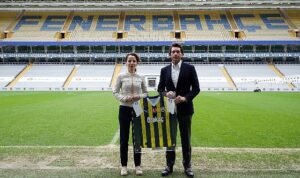 visa-ve-fenerbahce-is-birligiyle-taraftarlara-ozel-on-odemeli-dijital-kart-IBaXX9vD.jpg