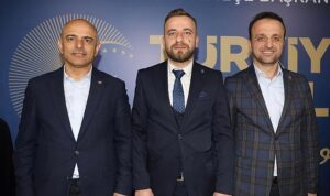 yeniden-refahtan-istifa-eden-eski-il-genclik-kollari-baskani-dogru-yol-ak-parti-7qsXmgRQ.jpg
