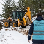 yenisehir-belediyesinden-kar-temizleme-ve-yol-acma-calismasi.jpg