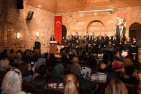 yurdun-dort-bir-yanindan-turkuler-osmangazide-yankilandi.jpg
