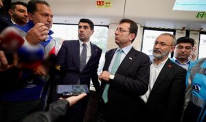 yuzde-100-elektrikli-420-kisilik-cevreci-metrobusun-test-surusune-ekrem-imamoglu-taniklik-etti-2LWPeilz.jpg