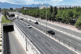 yuzuncu-yil-bulvarinda-asfaltlama-calismasi-tamamlandi.jpg